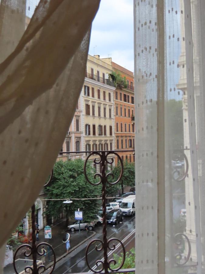 In The Center Guesthouse Rom Exterior foto